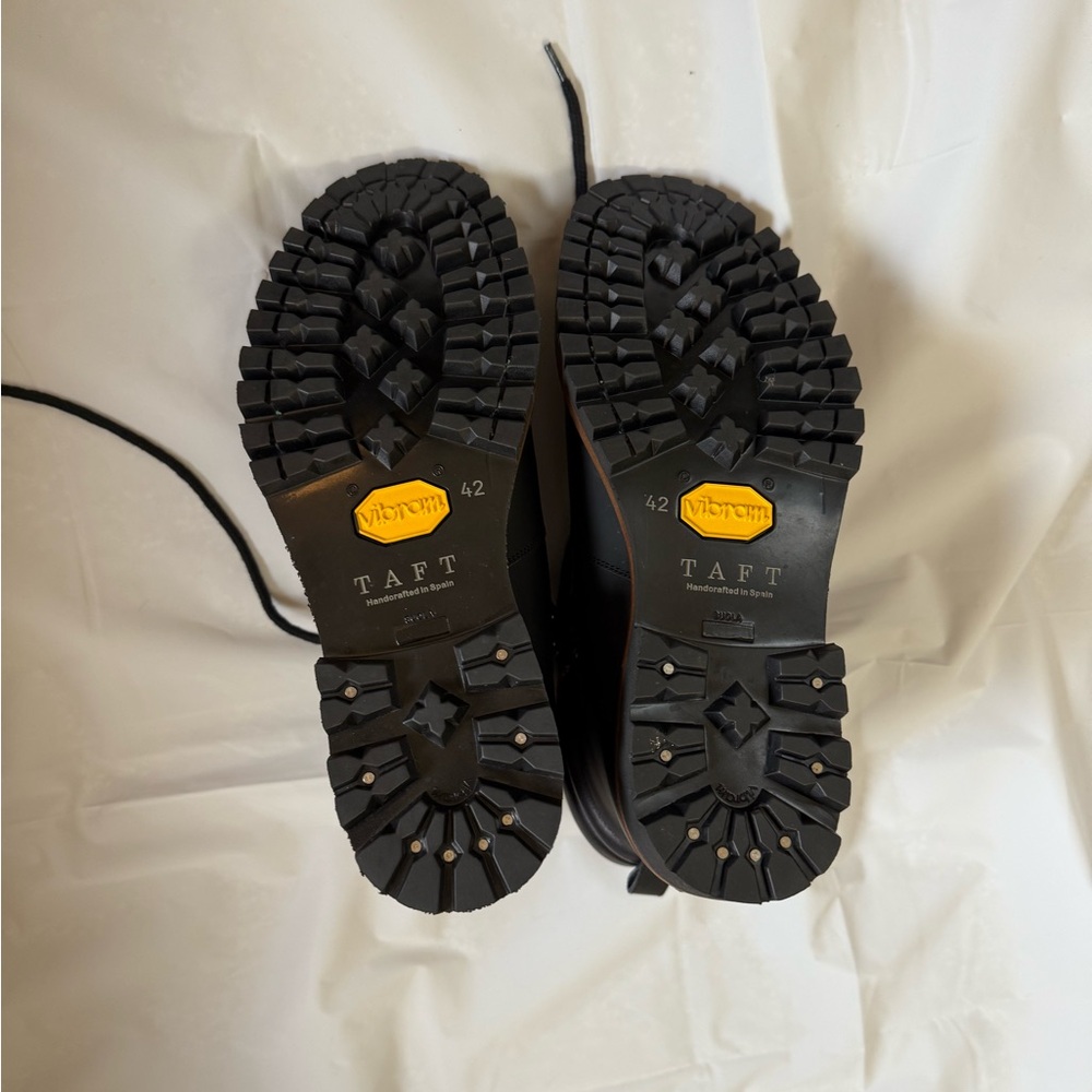 Taft Black and Gold Men's Boots - Picture 6 of 8